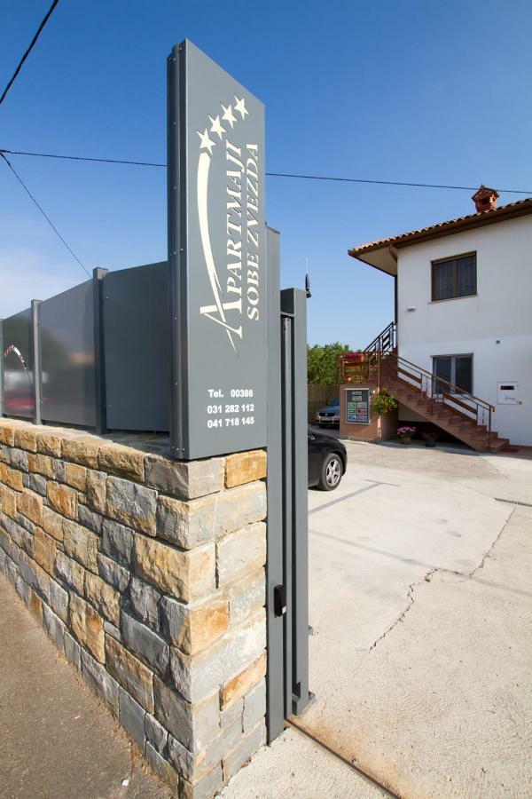 Apartmaji Sobe Zvezda Pobegi المظهر الخارجي الصورة